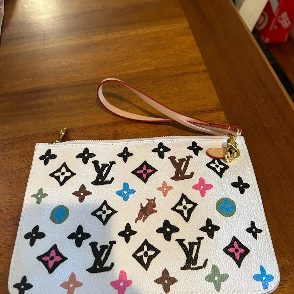 Copy Louis Vuitton Like New - Picture 4 of 6